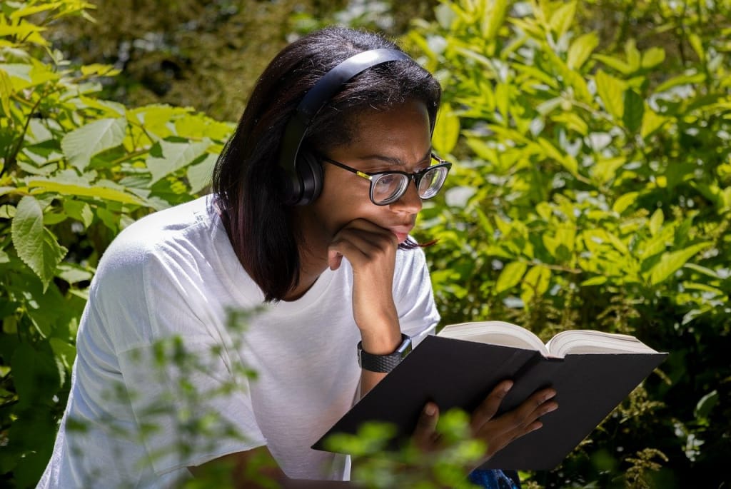 Empowering Economic Growth: The Role of Financial Literacy in Community Programs