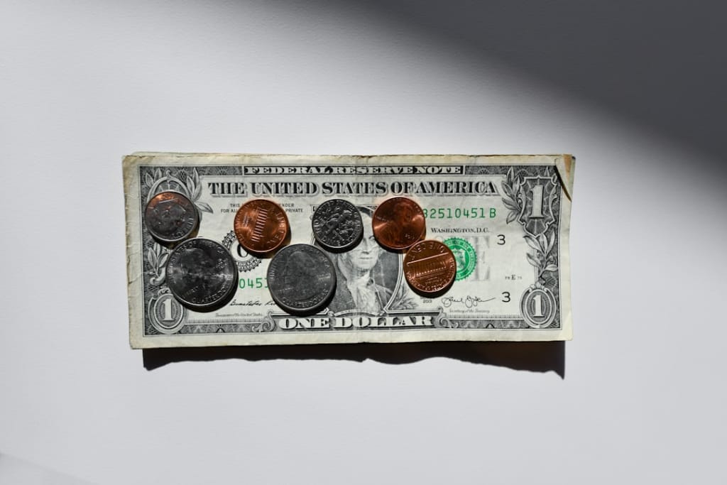 Smart Shopping with Couponing: Practical Tips for Expense Minimization