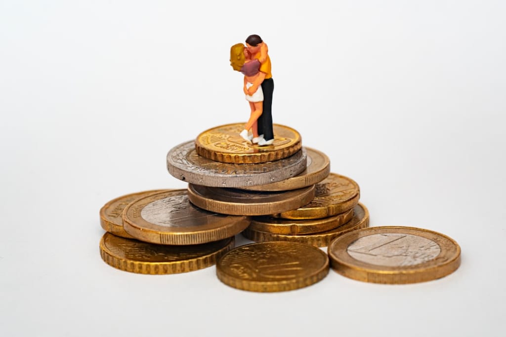 Developing a Healthy Relationship with Money: Tips for Success