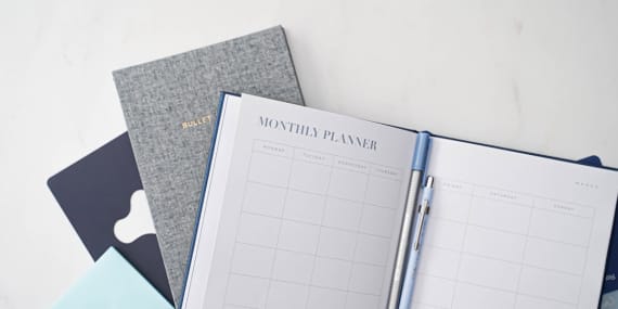 How to Build an Effective Monthly Budget from Scratch