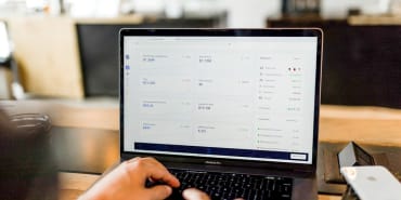 Reaching Investment Goals with Personalized Wealth Management