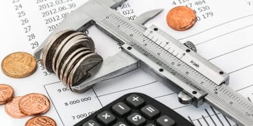 How to Create a Monthly Budget That Works for You