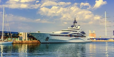 How to Develop a Wealth Mindset and Think Like a Millionaire