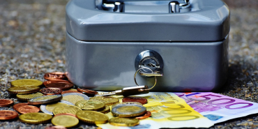 Using Cash Envelopes in a Digital World: Does It Still Work?