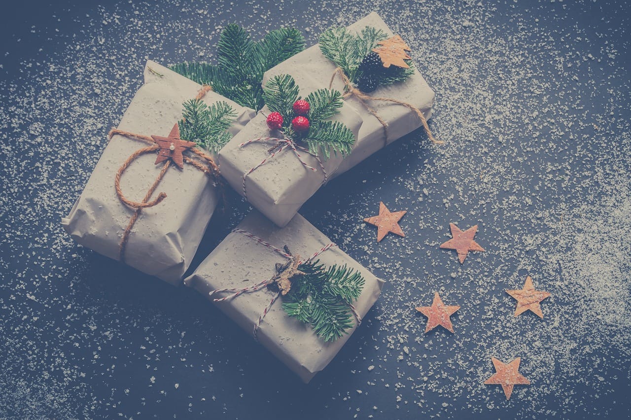 A Financially Stress-Free Christmas: Planning Holiday Expenses Like a Pro