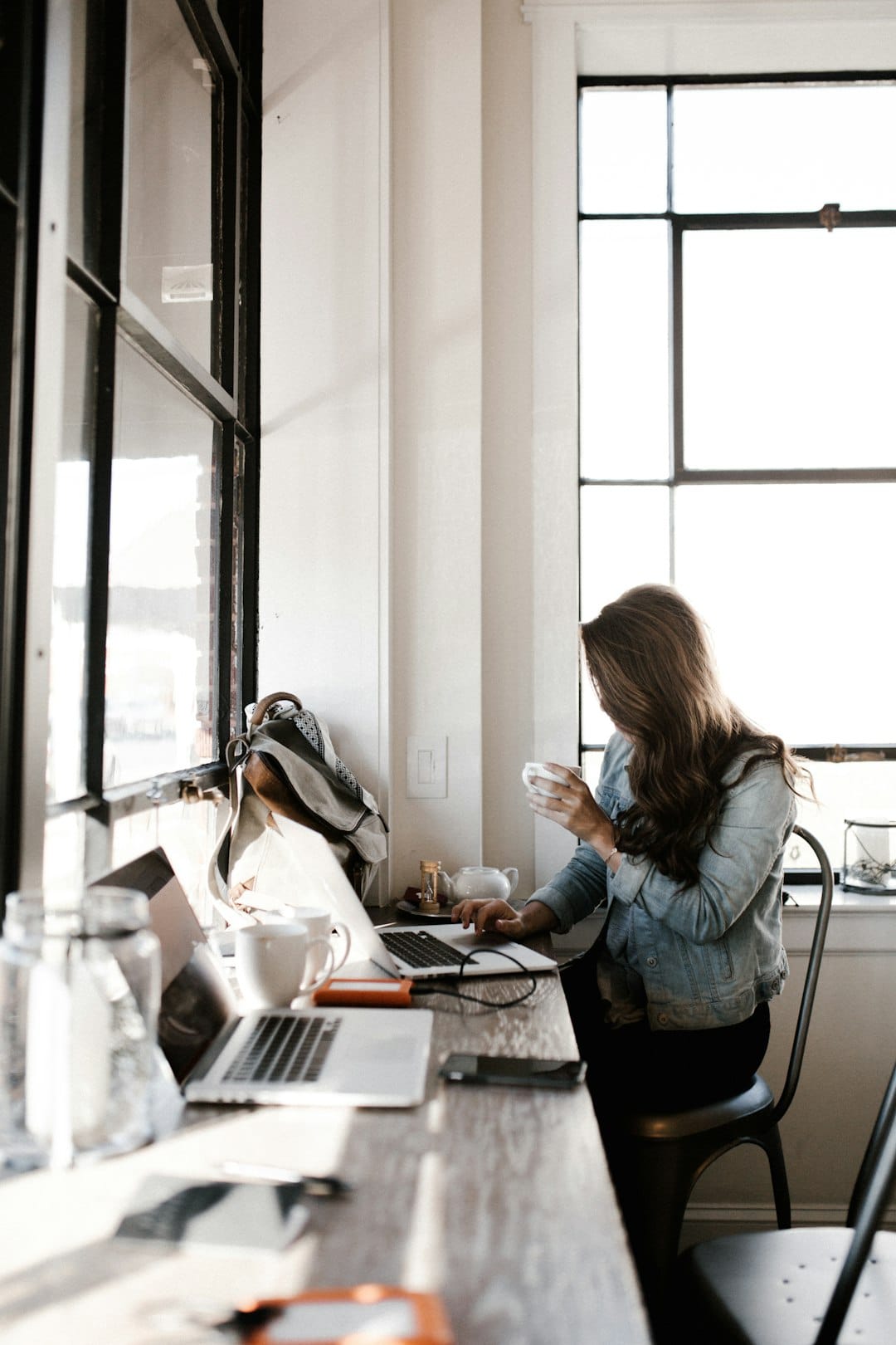 Designing Your Lifestyle: Setting Financial Goals for Long-Term Freedom