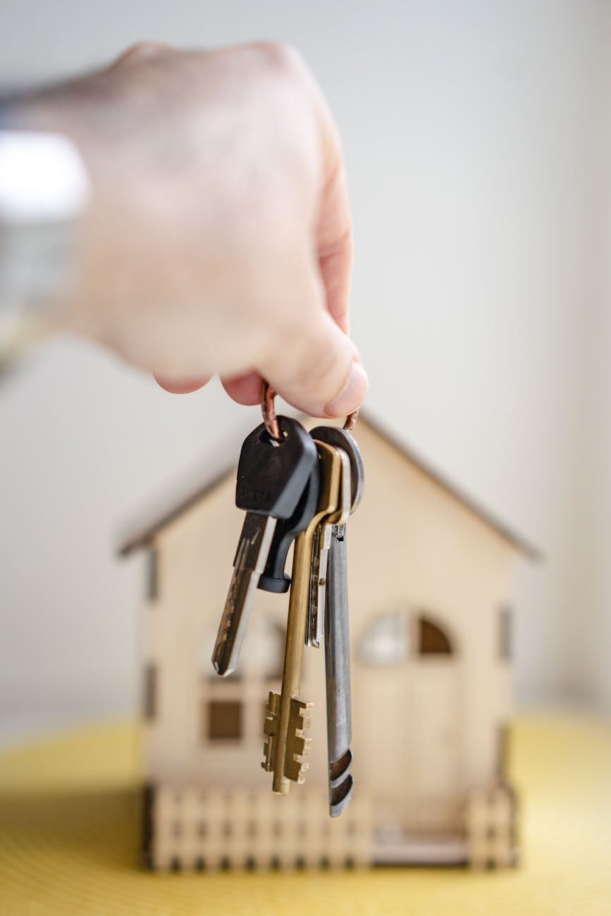 Leveraging Interest Rates: How Mortgage Refinancing Benefits Homeownersh Leveraging Interest Rates: How Mortgage Refinancing Benefits Homeownersh