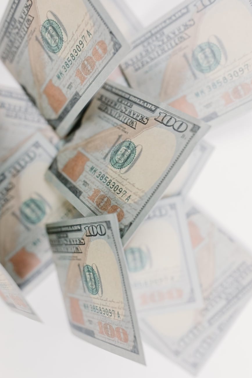 Maximizing Tax Efficiency: How to Minimize Capital Gains in Your Investment Accounts Maximizing Tax Efficiency: How to Minimize Capital Gains in Your Investment Accounts
