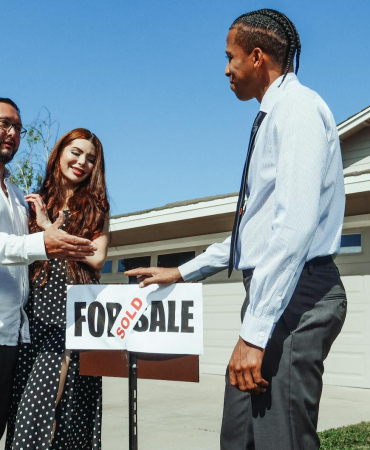 Renting vs Buying: What Young Professionals Should Consider